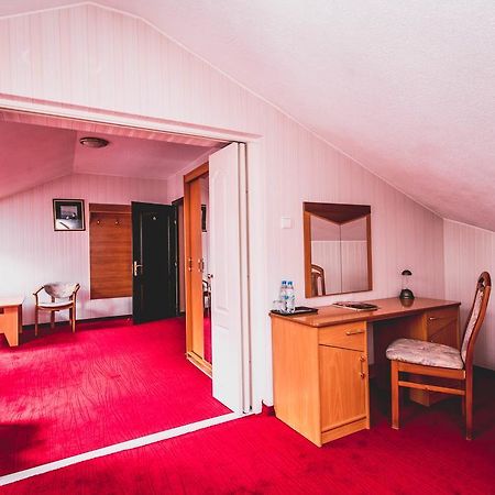 Hotel Twins Warsawa Bagian luar foto